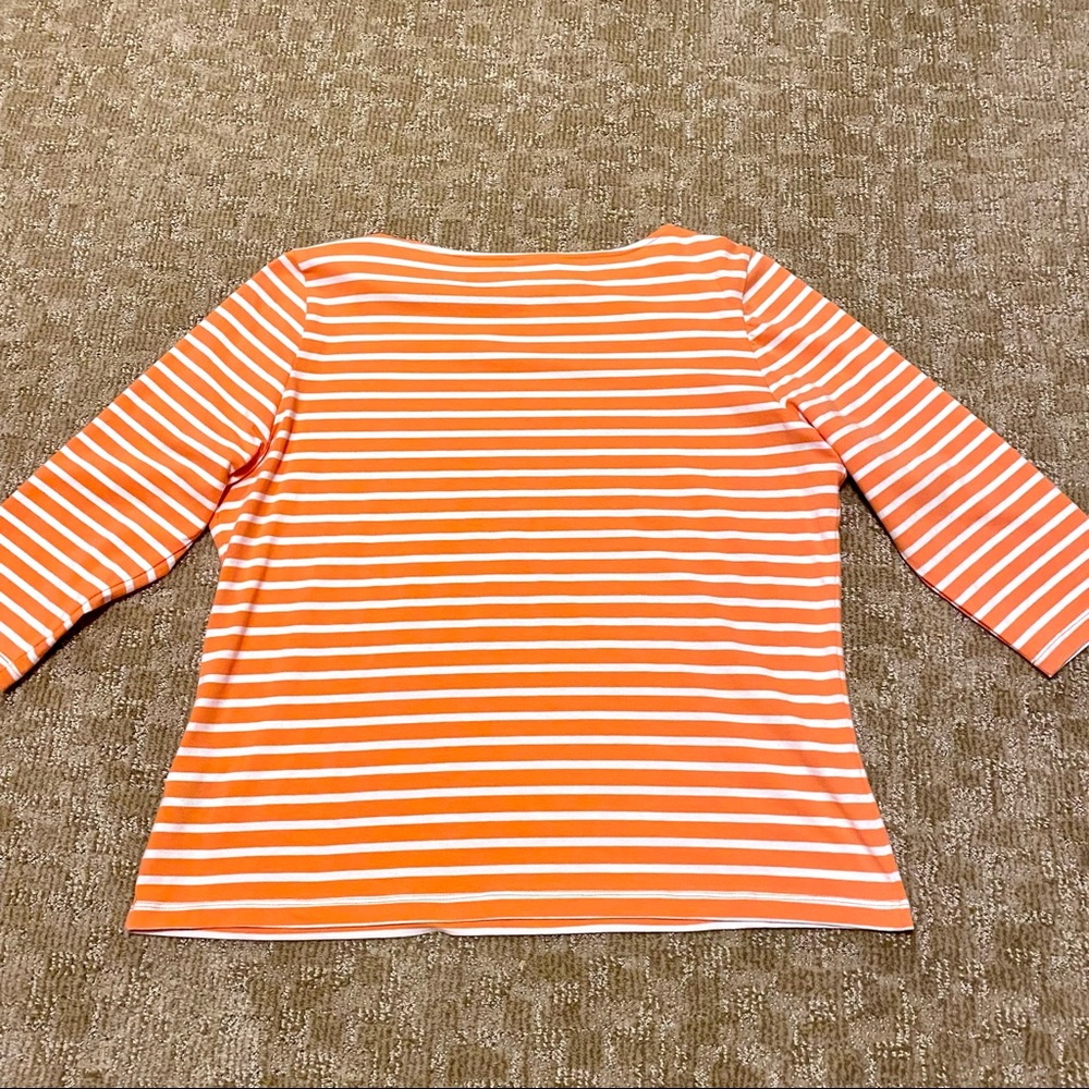 Ruby rd, orange and white.Pxl